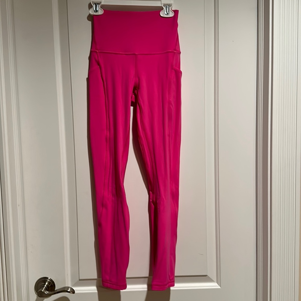 sonic pink leggings